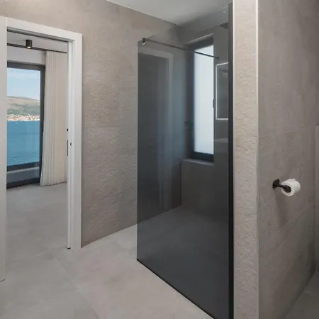 Moderno Seaview Heated Pool * Okrug Gornji