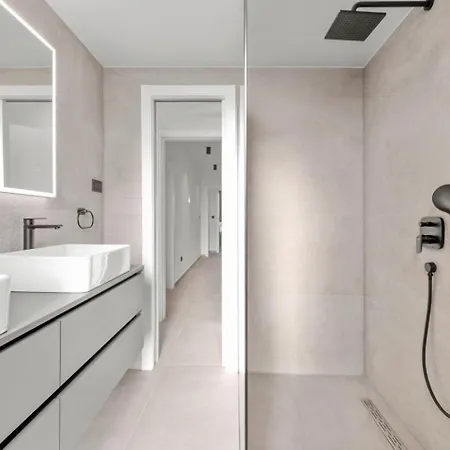 Vila Moderno Seaview Heated Pool Okrug Gornji