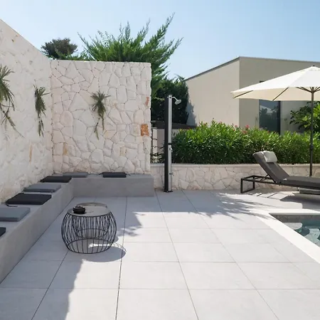 Moderno Seaview Heated Pool Okrug Gornji